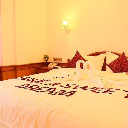 Mandalay White House Hotel Eksteriør bilde