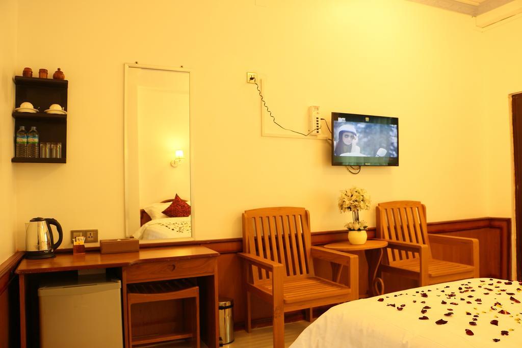 Mandalay White House Hotel Rom bilde