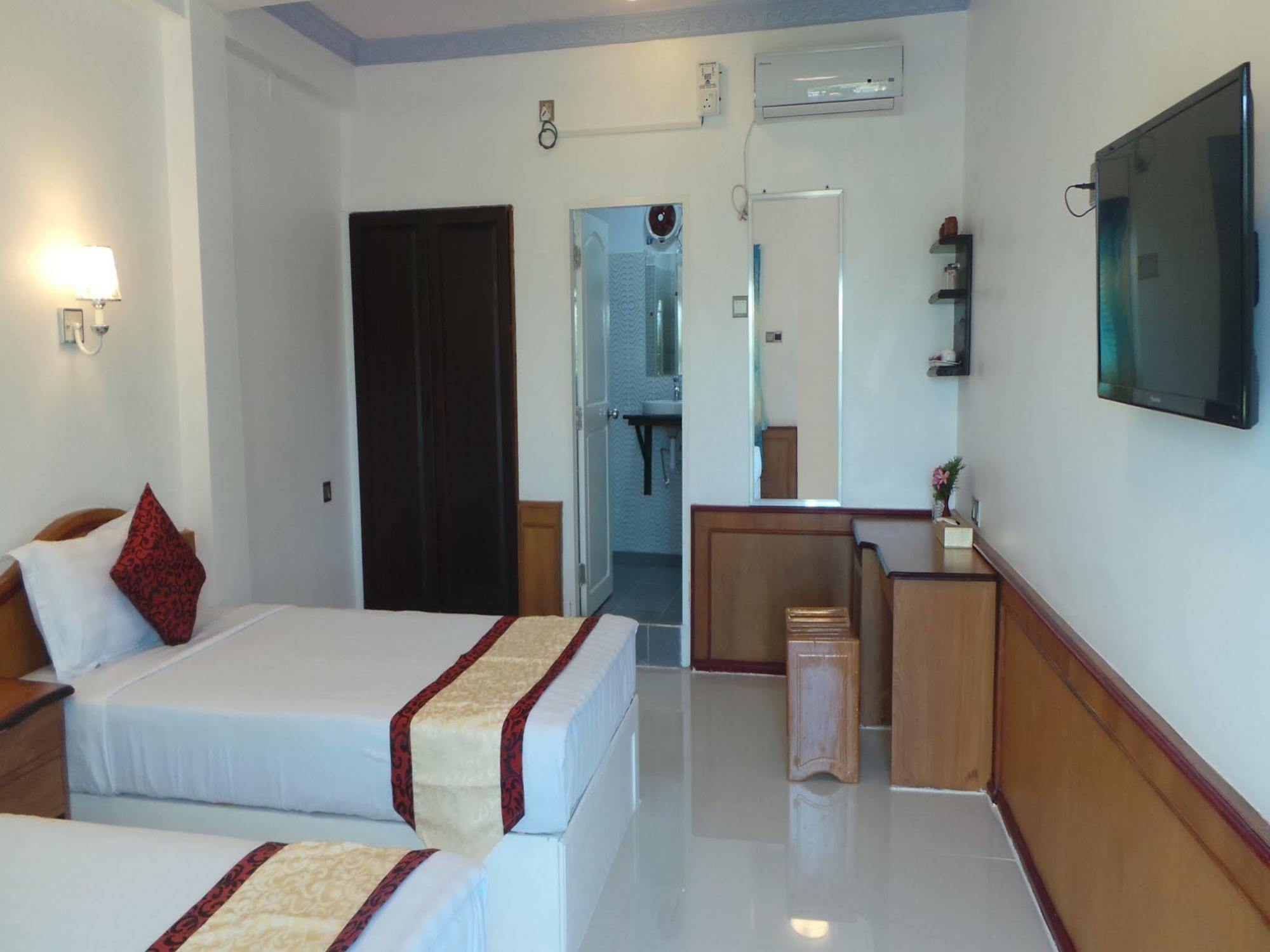 Mandalay White House Hotel Eksteriør bilde